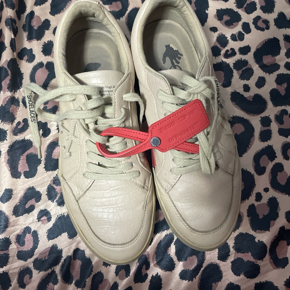 Off-White Cream and Red Sneakers